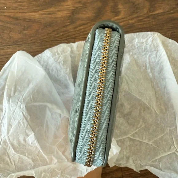 NWT Marc Jacobs Ostrich Zip Around Wallet - Gray / Pink - Picture 9 of 9